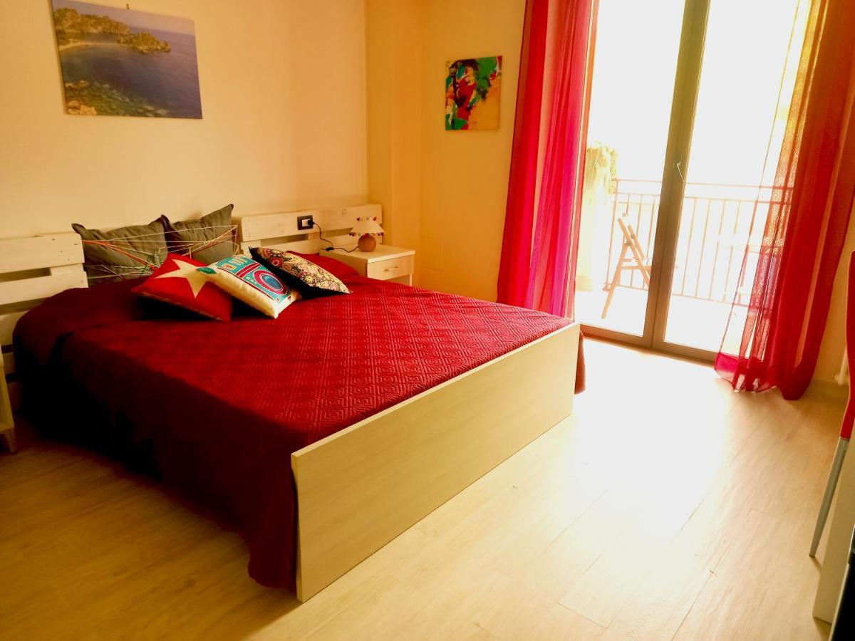 Villa I Minnulareddi Giardini Naxos Dış mekan fotoğraf