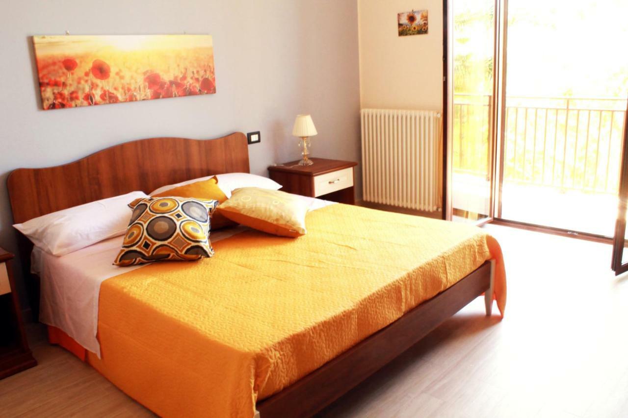 Villa I Minnulareddi Giardini Naxos Dış mekan fotoğraf